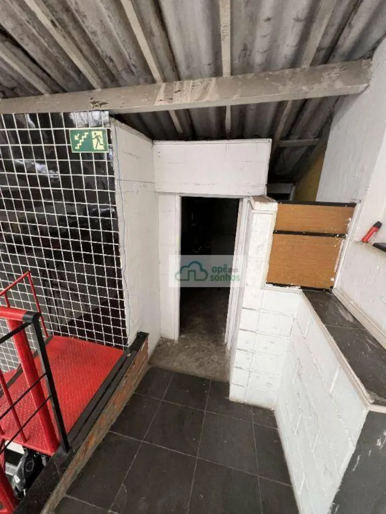 Casa, 2 quartos, 740 m² - Foto 11