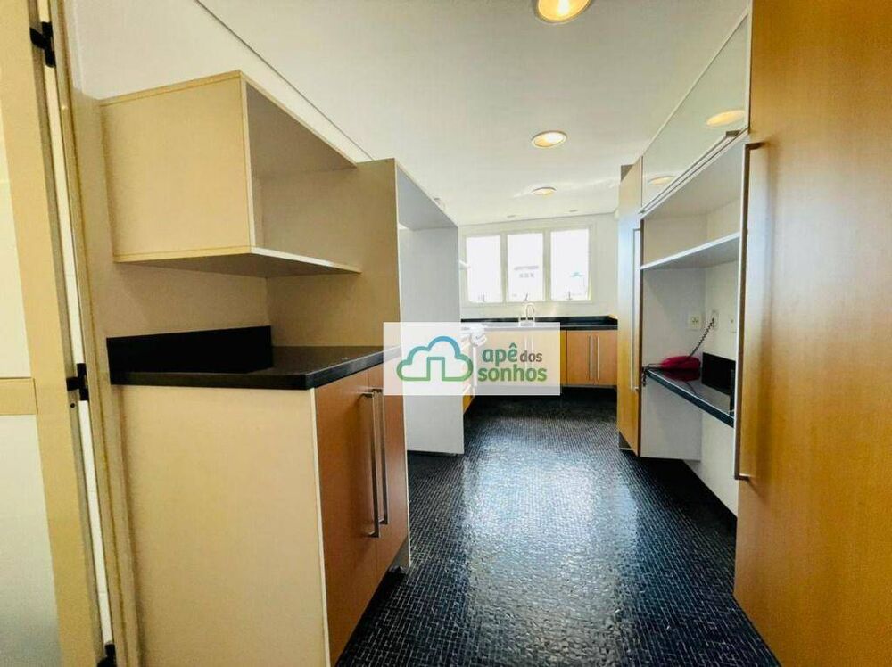 Apartamento para alugar com 3 quartos, 215m² - Foto 7