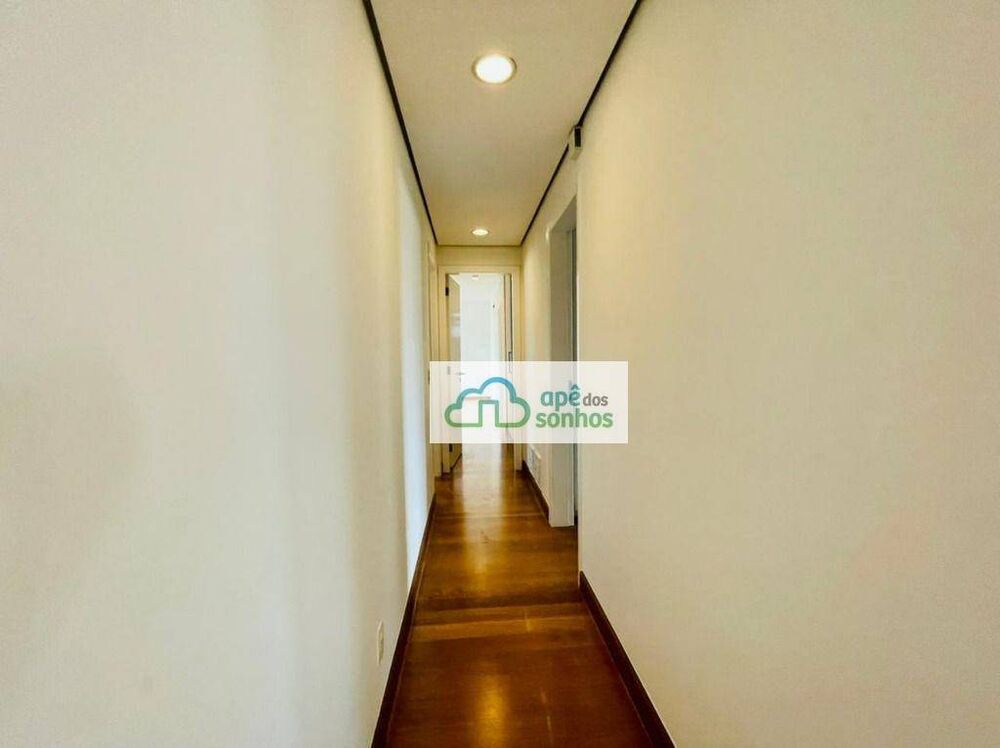 Apartamento para alugar com 3 quartos, 215m² - Foto 8