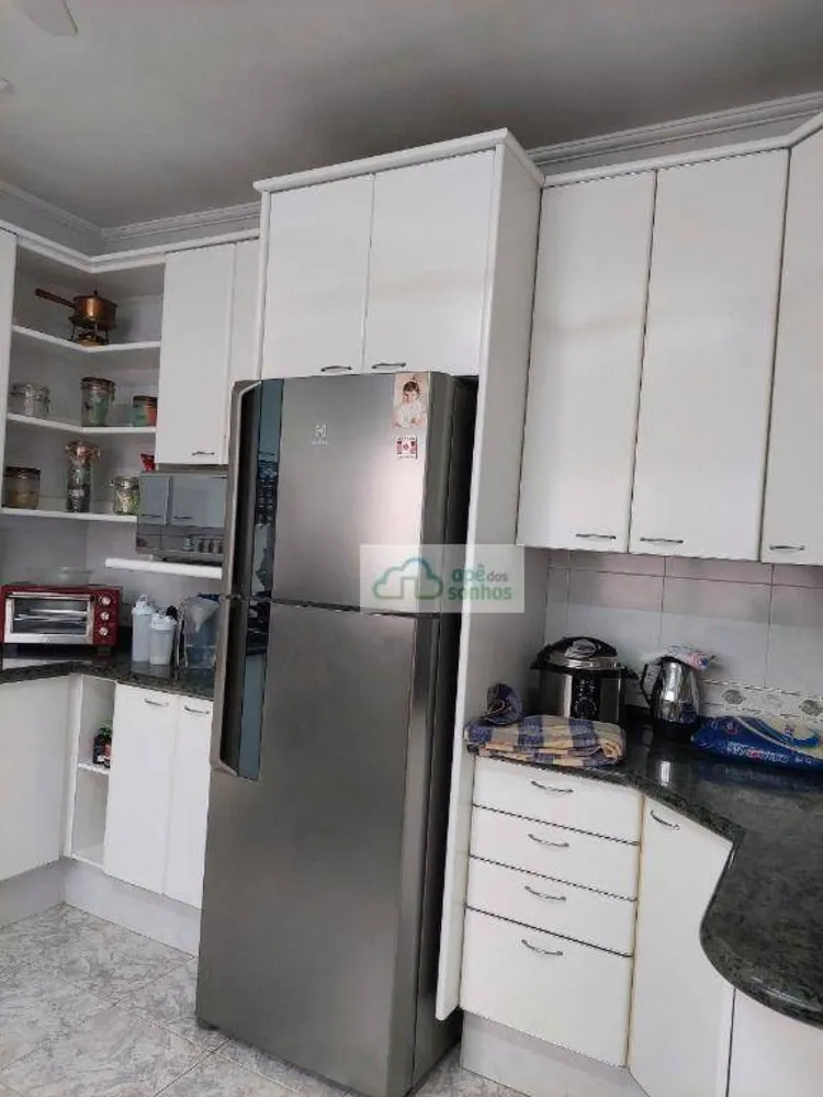 Casa, 3 quartos, 315 m² - Foto 1