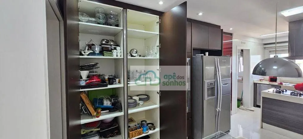 Apartamento, 3 quartos, 206 m² - Foto 2
