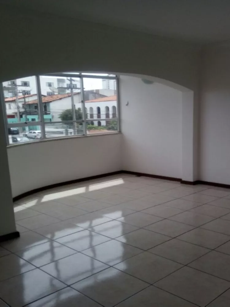 Apartamento à venda com 3 quartos, 90m² - Foto 1