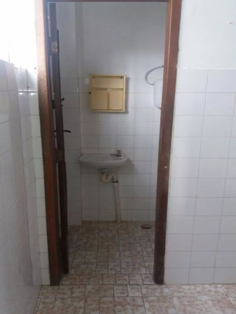 Apartamento à venda com 2 quartos, 75m² - Foto 3