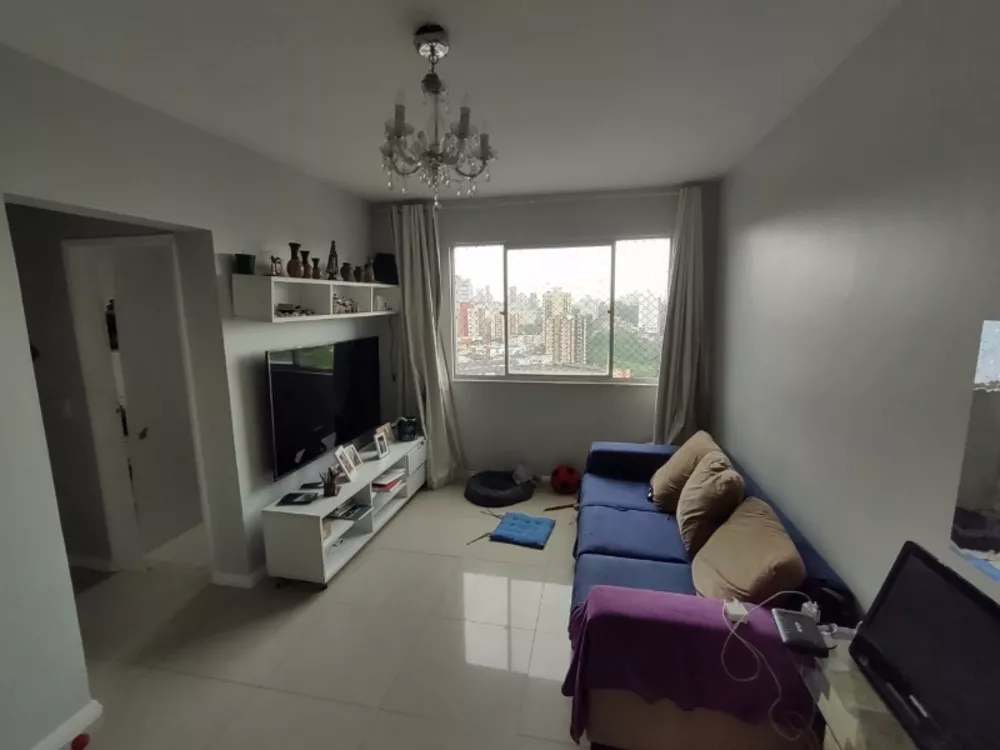 Apartamento à venda com 2 quartos, 70m² - Foto 1