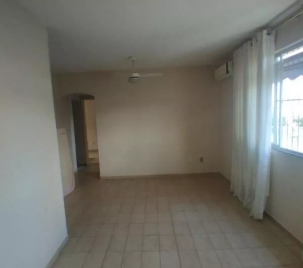 Apartamento à venda com 2 quartos, 75m² - Foto 4