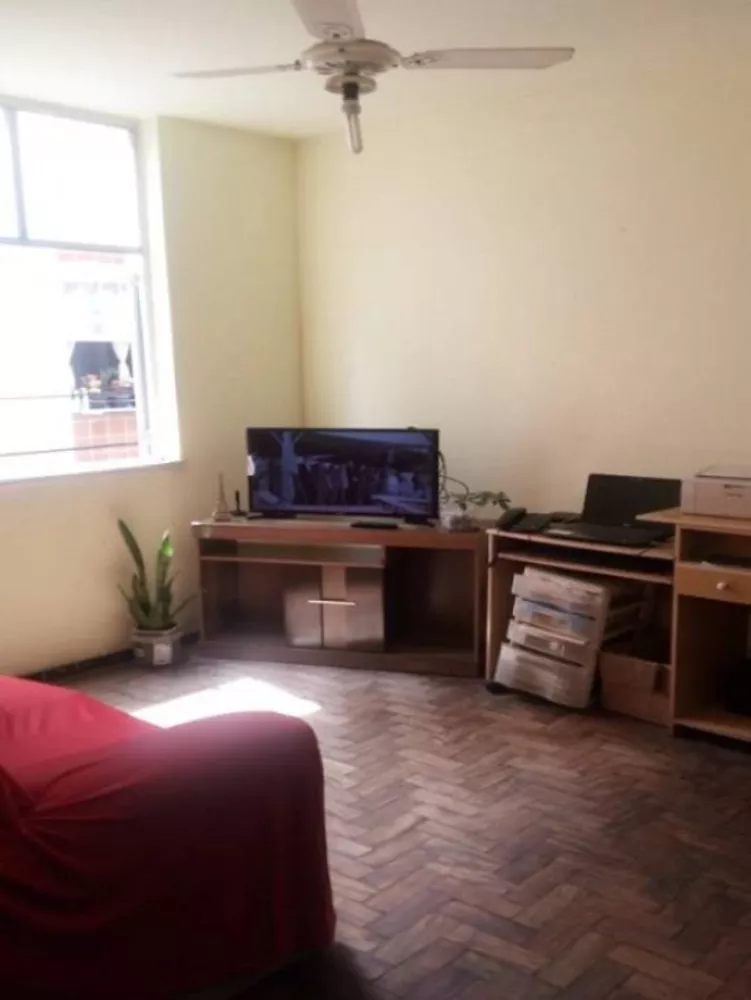 Apartamento à venda com 1 quarto, 40m² - Foto 3