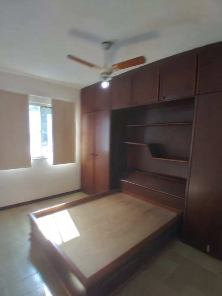 Apartamento à venda com 2 quartos, 70m² - Foto 4