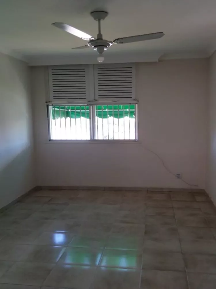 Apartamento à venda com 2 quartos, 55m² - Foto 3