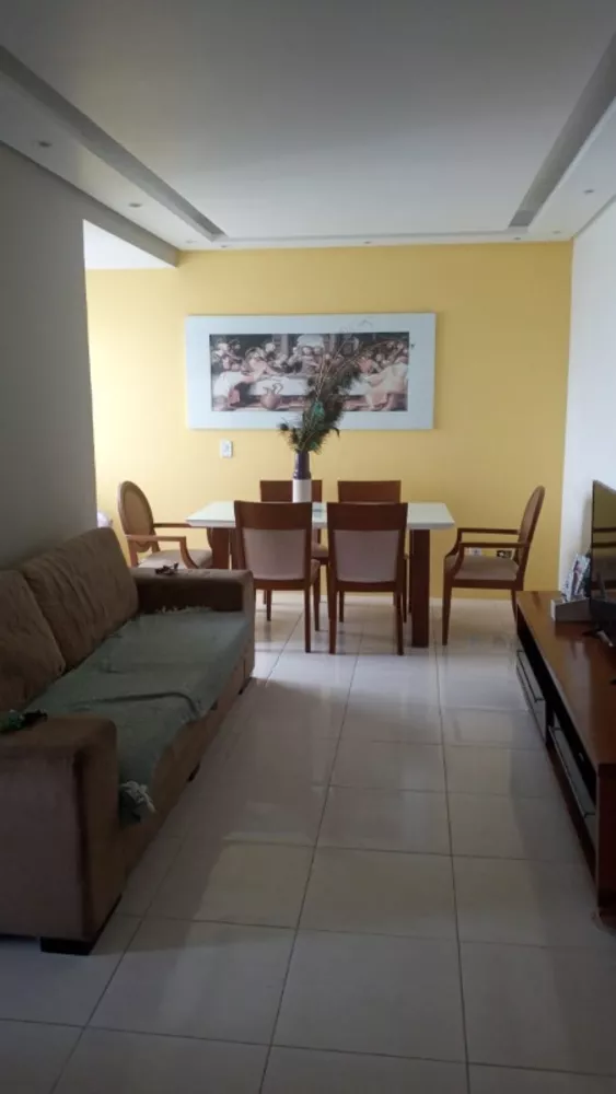 Apartamento à venda com 2 quartos, 68m² - Foto 1