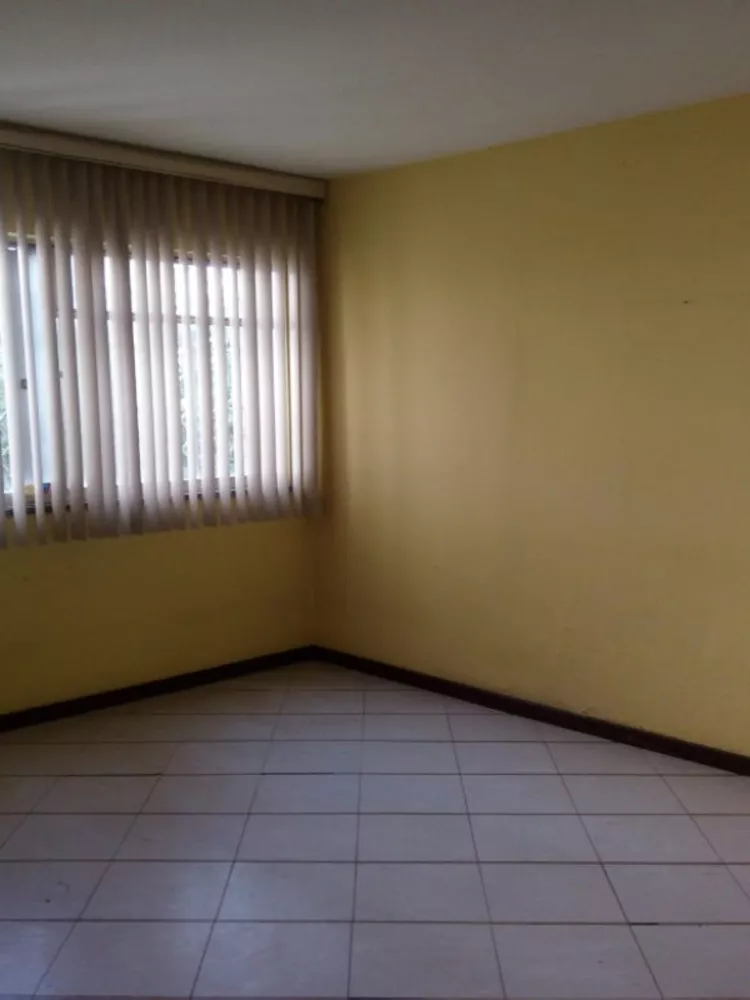 Apartamento à venda com 2 quartos, 60m² - Foto 1