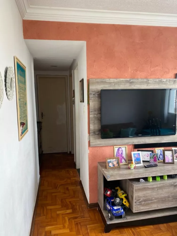 Apartamento à venda com 2 quartos, 68m² - Foto 2