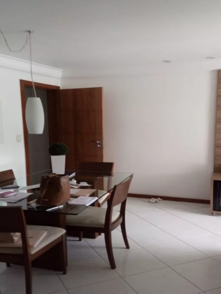 Apartamento à venda com 2 quartos, 65m² - Foto 2