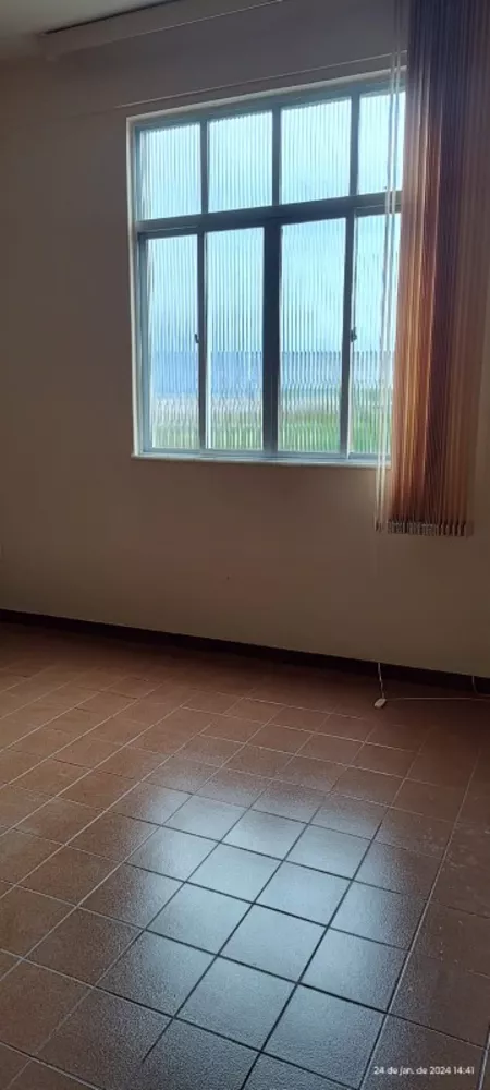 Apartamento à venda com 3 quartos, 90m² - Foto 4