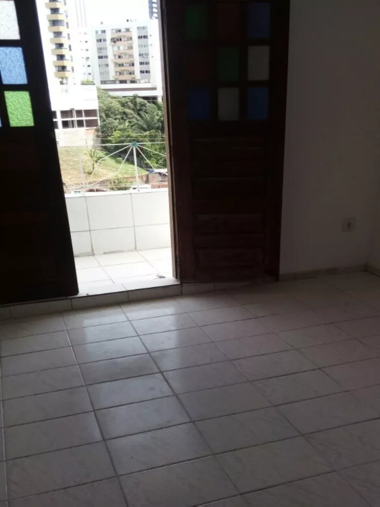 Apartamento à venda com 2 quartos, 60m² - Foto 3