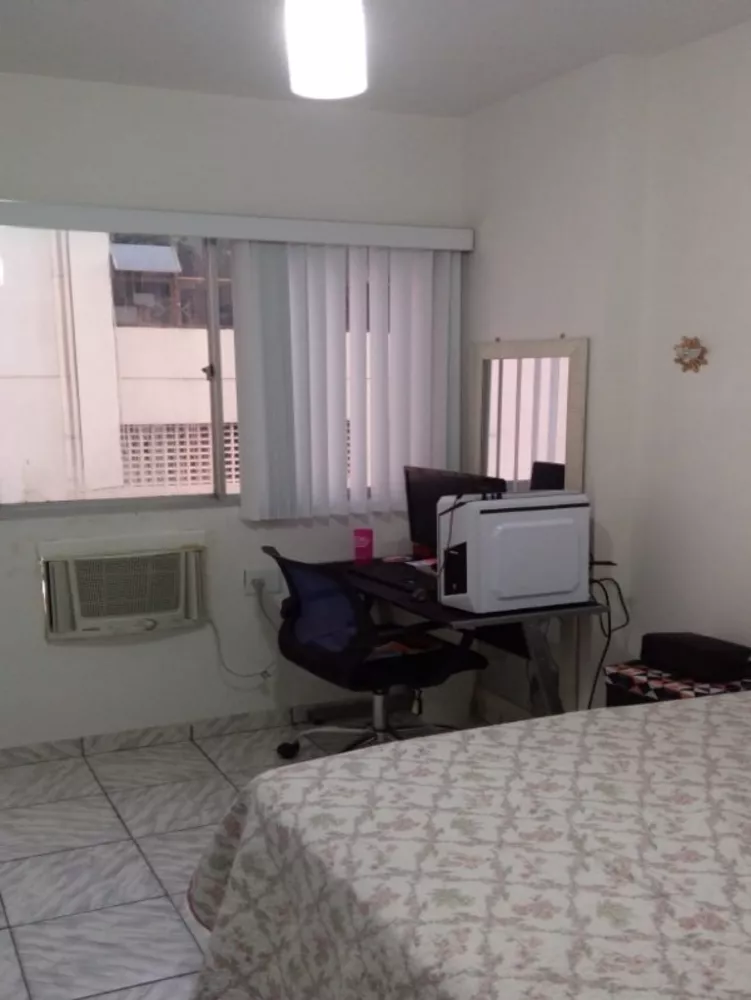 Apartamento à venda com 2 quartos, 65m² - Foto 2