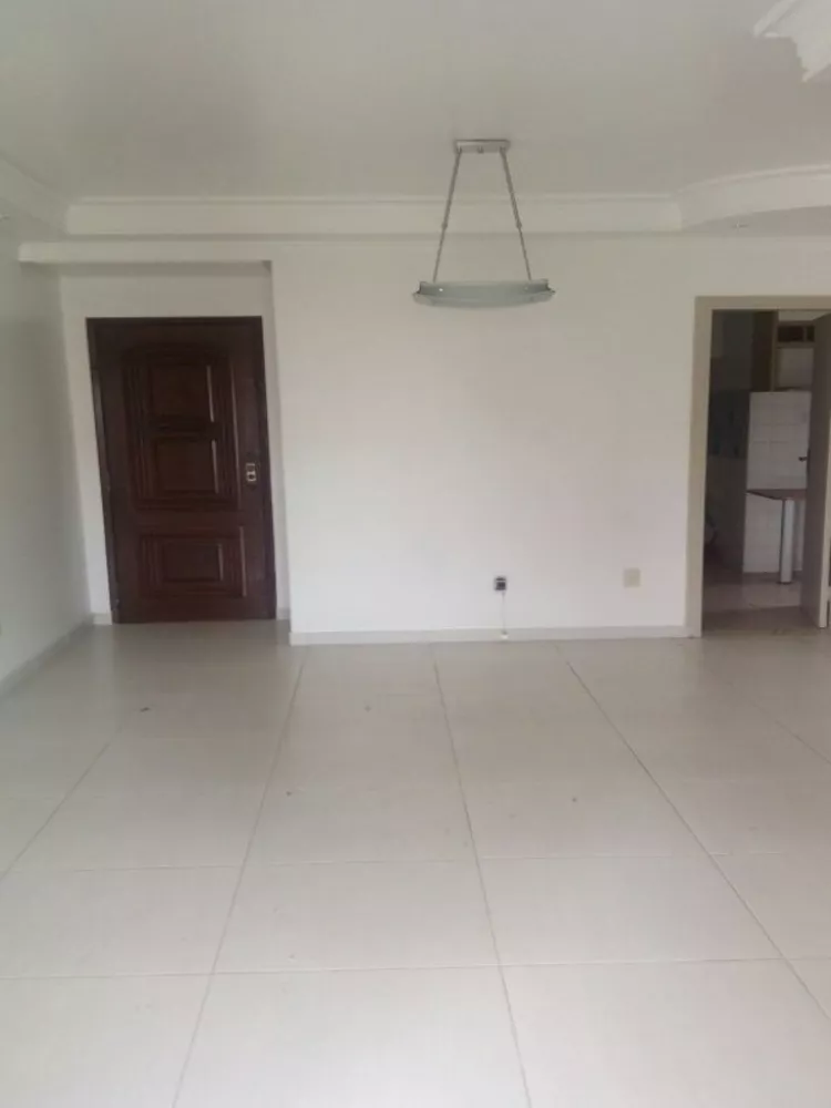 Apartamento à venda com 3 quartos, 80m² - Foto 2