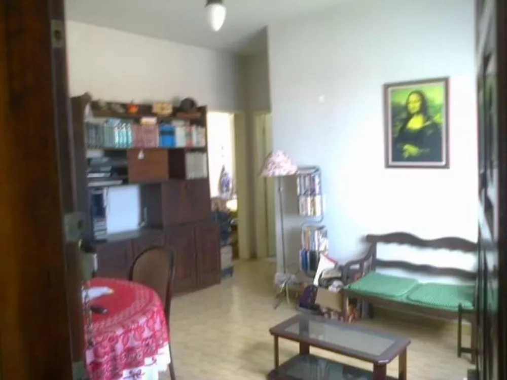 Apartamento à venda com 2 quartos, 75m² - Foto 2