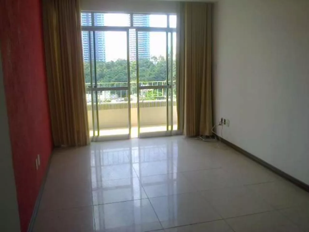 Apartamento à venda com 3 quartos, 85m² - Foto 1