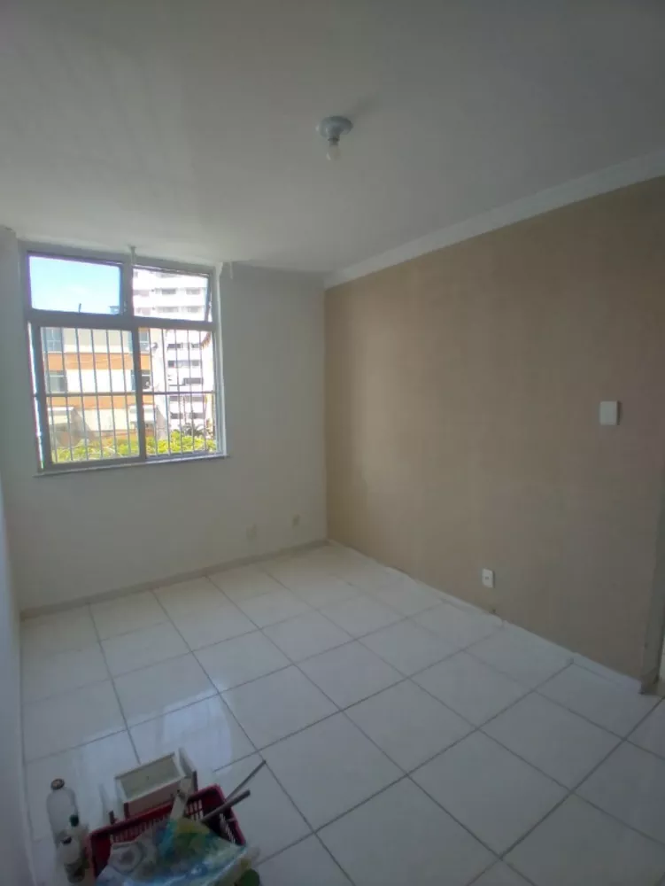 Apartamento à venda com 2 quartos, 55m² - Foto 2