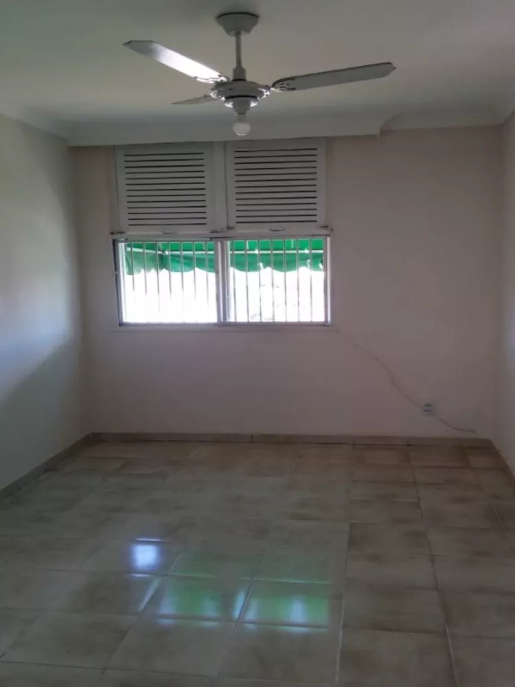 Apartamento à venda com 2 quartos, 57m² - Foto 3