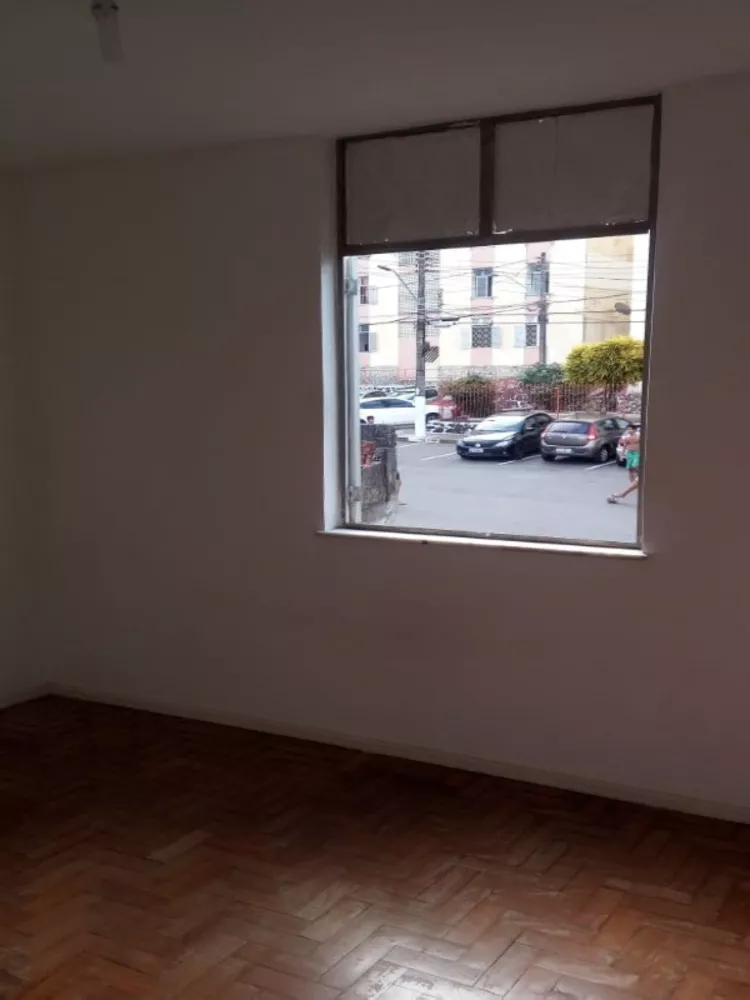 Apartamento à venda com 2 quartos, 55m² - Foto 2