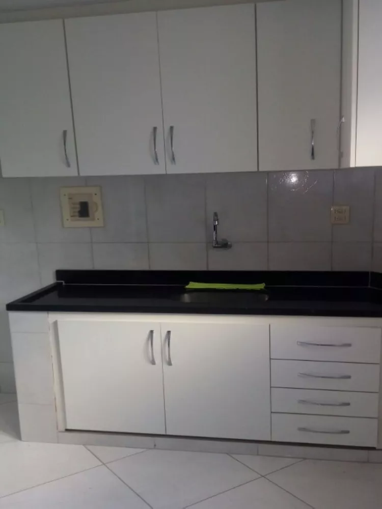 Apartamento à venda com 2 quartos, 60m² - Foto 4