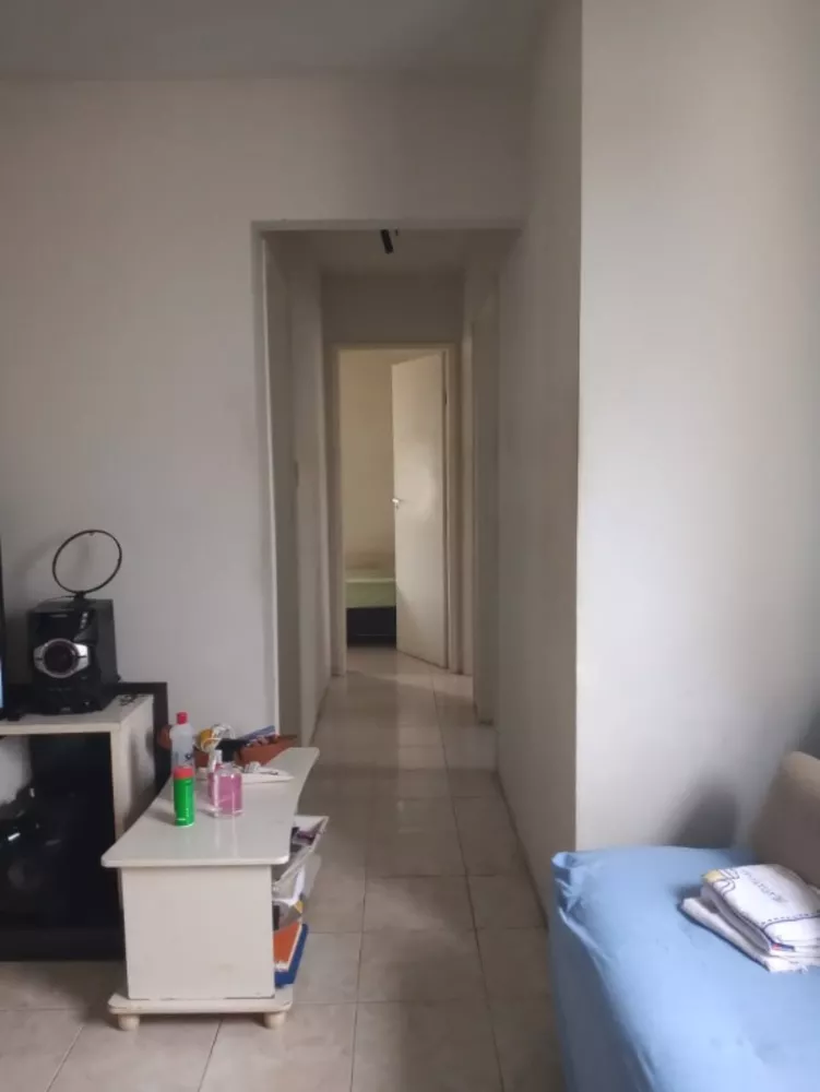 Apartamento à venda com 2 quartos, 65m² - Foto 4