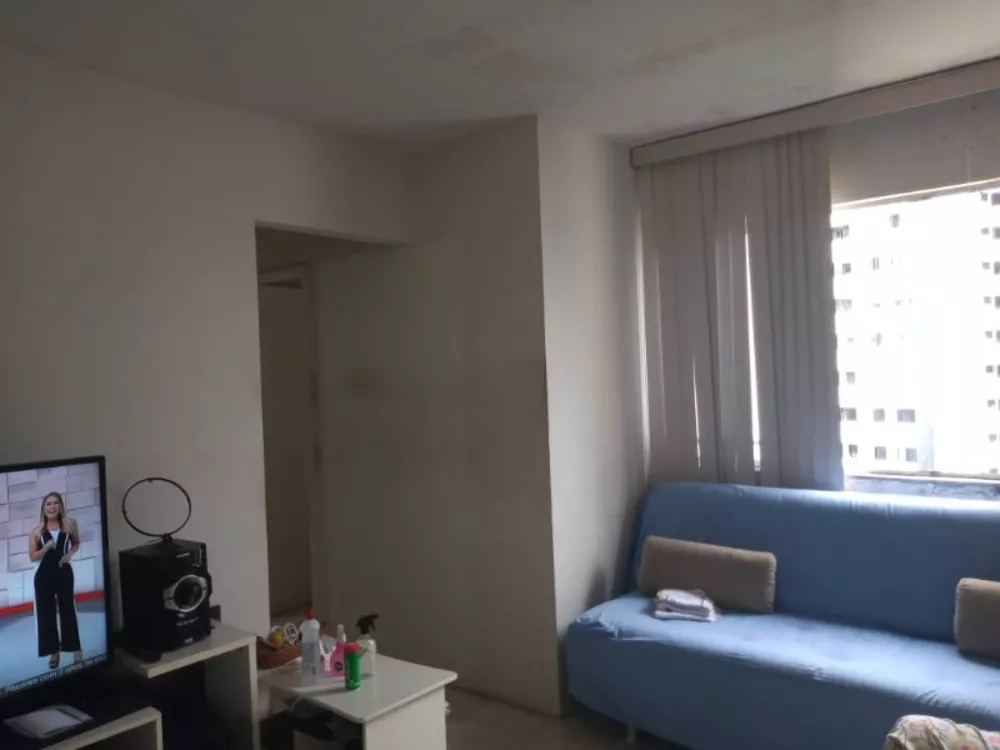 Apartamento à venda com 2 quartos, 65m² - Foto 2