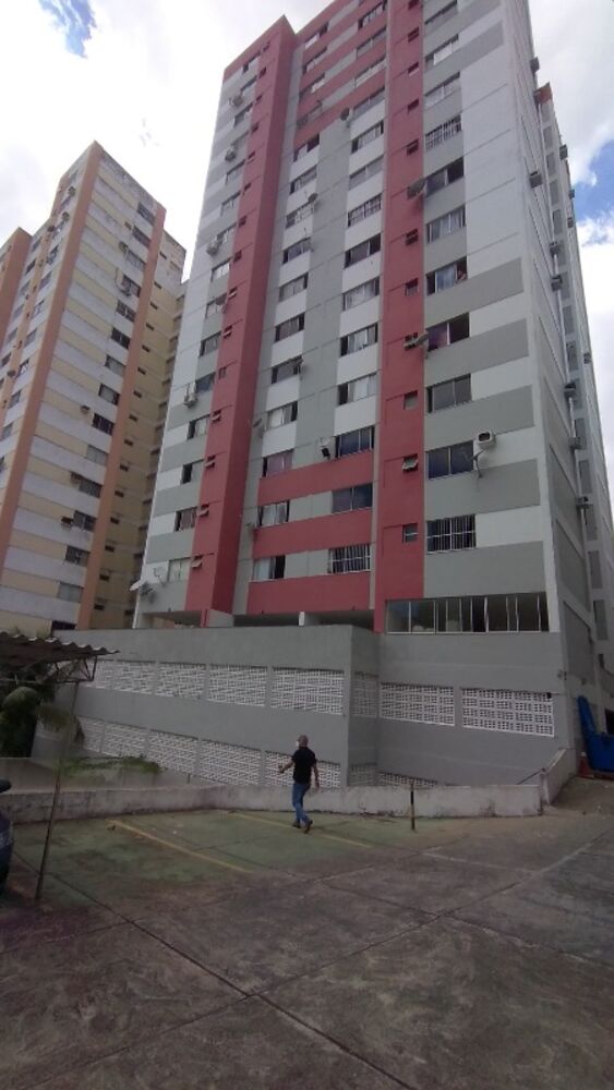 Apartamento à venda com 3 quartos, 70m² - Foto 3