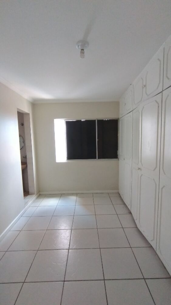 Apartamento à venda com 3 quartos, 70m² - Foto 1