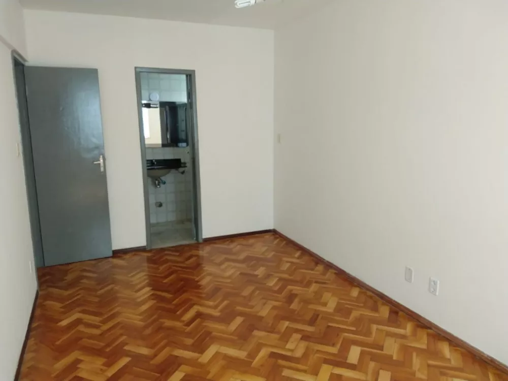 Apartamento à venda com 2 quartos, 80m² - Foto 3