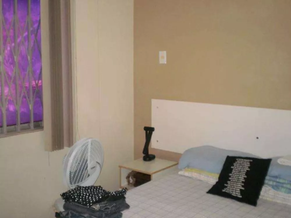 Apartamento à venda com 2 quartos, 60m² - Foto 2