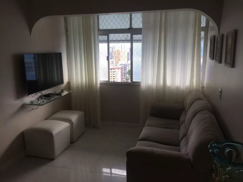 Apartamento à venda com 3 quartos, 90m² - Foto 1