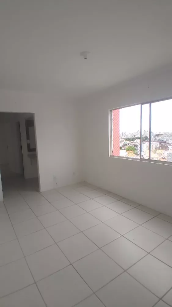 Apartamento à venda com 3 quartos, 100m² - Foto 1