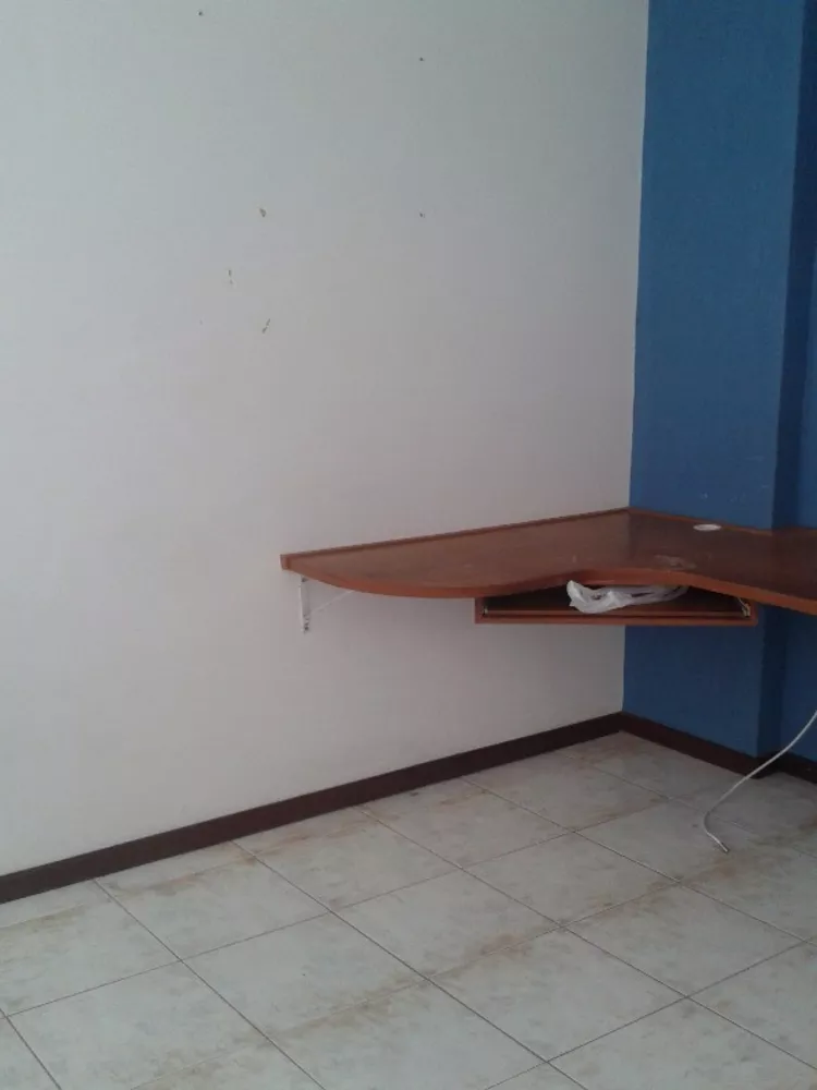 Apartamento à venda com 2 quartos, 80m² - Foto 2