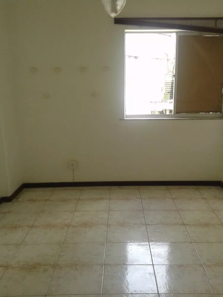 Apartamento à venda com 2 quartos, 80m² - Foto 3