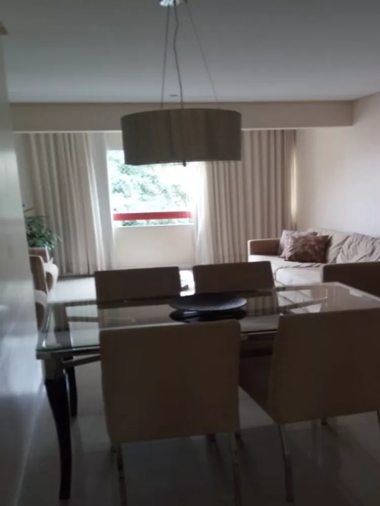 Apartamento à venda com 3 quartos, 80m² - Foto 1