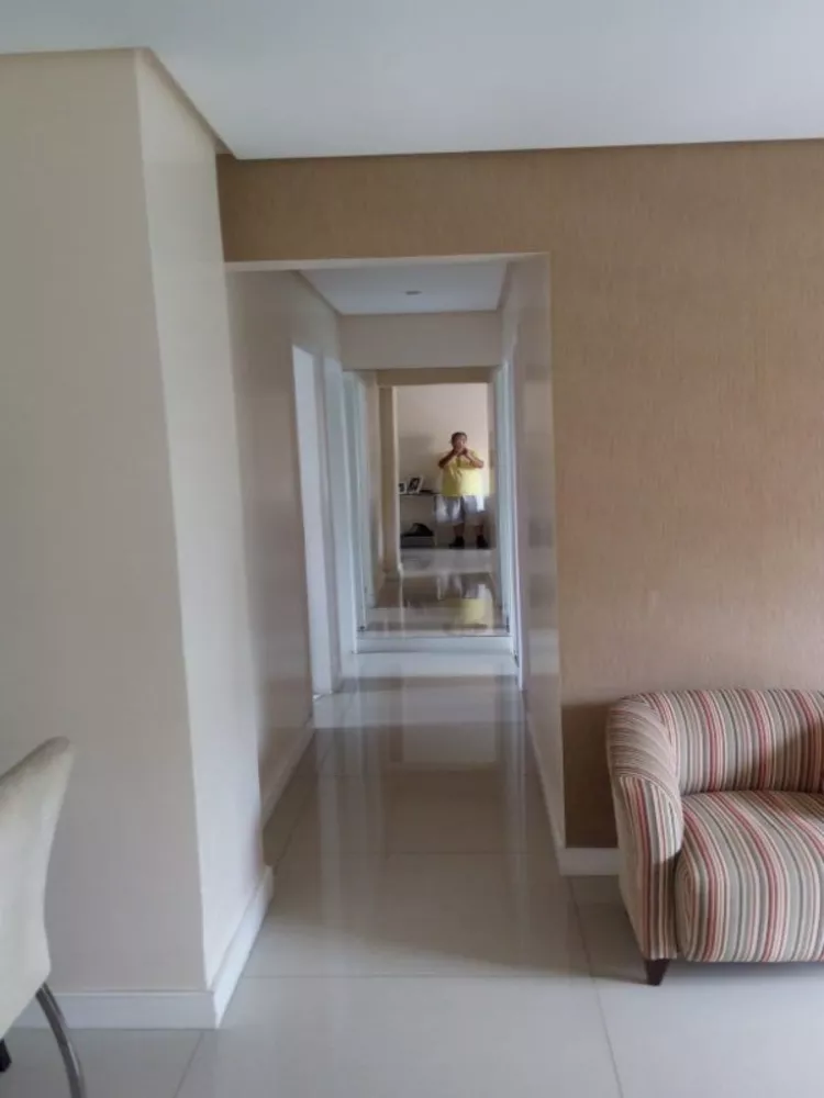 Apartamento à venda com 3 quartos, 80m² - Foto 4