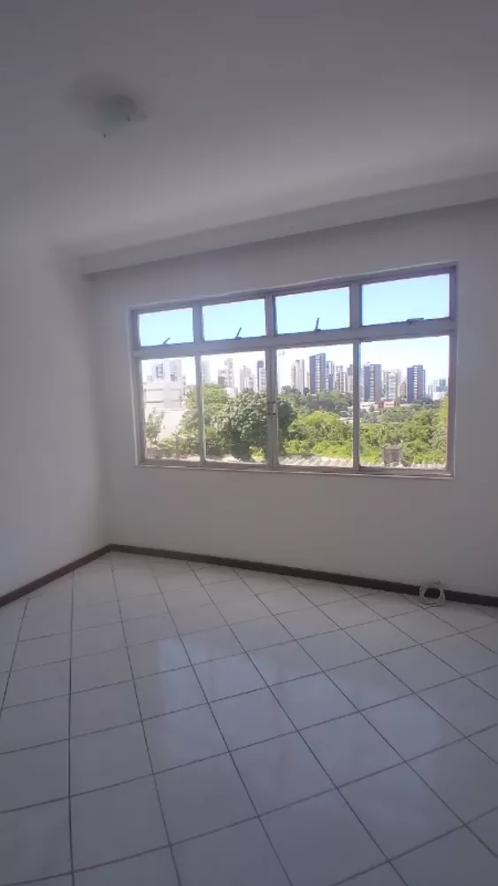 Apartamento à venda com 2 quartos, 85m² - Foto 3