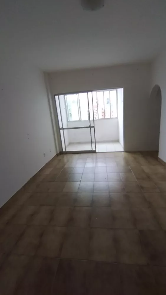 Apartamento à venda com 2 quartos, 80m² - Foto 1