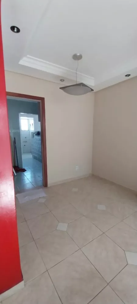 Apartamento à venda com 3 quartos, 95m² - Foto 3