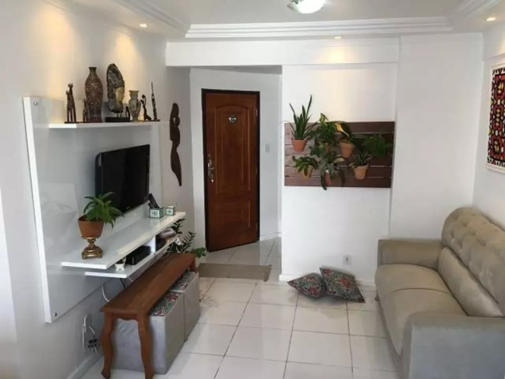 Apartamento à venda com 2 quartos, 65m² - Foto 3