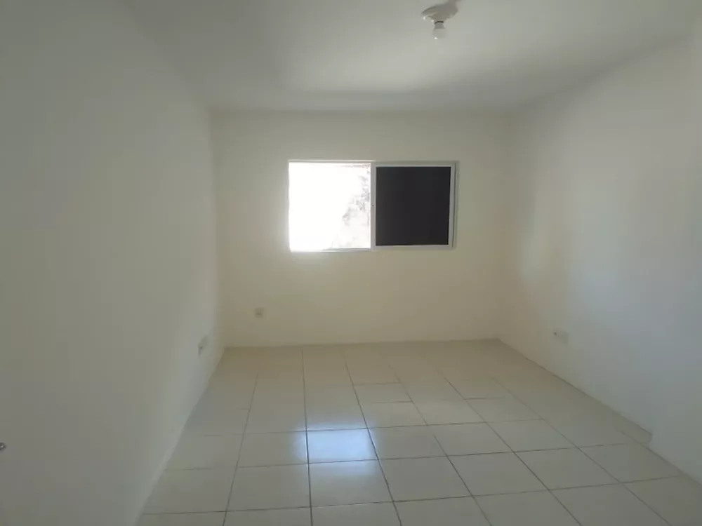 Apartamento à venda com 2 quartos, 67m² - Foto 5