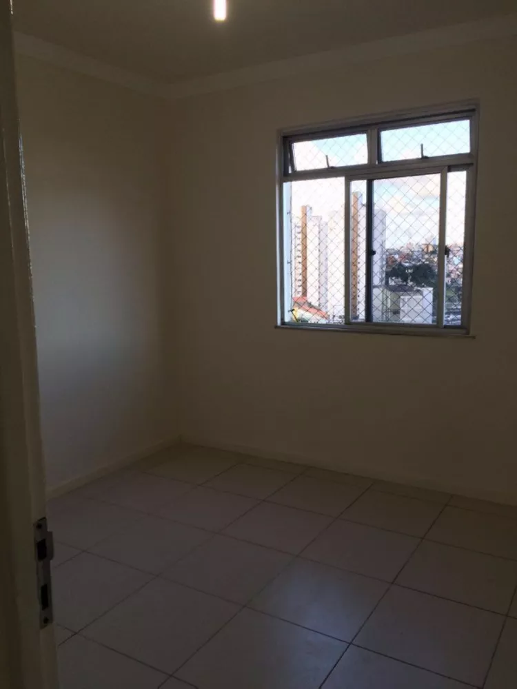 Apartamento à venda com 2 quartos, 55m² - Foto 3