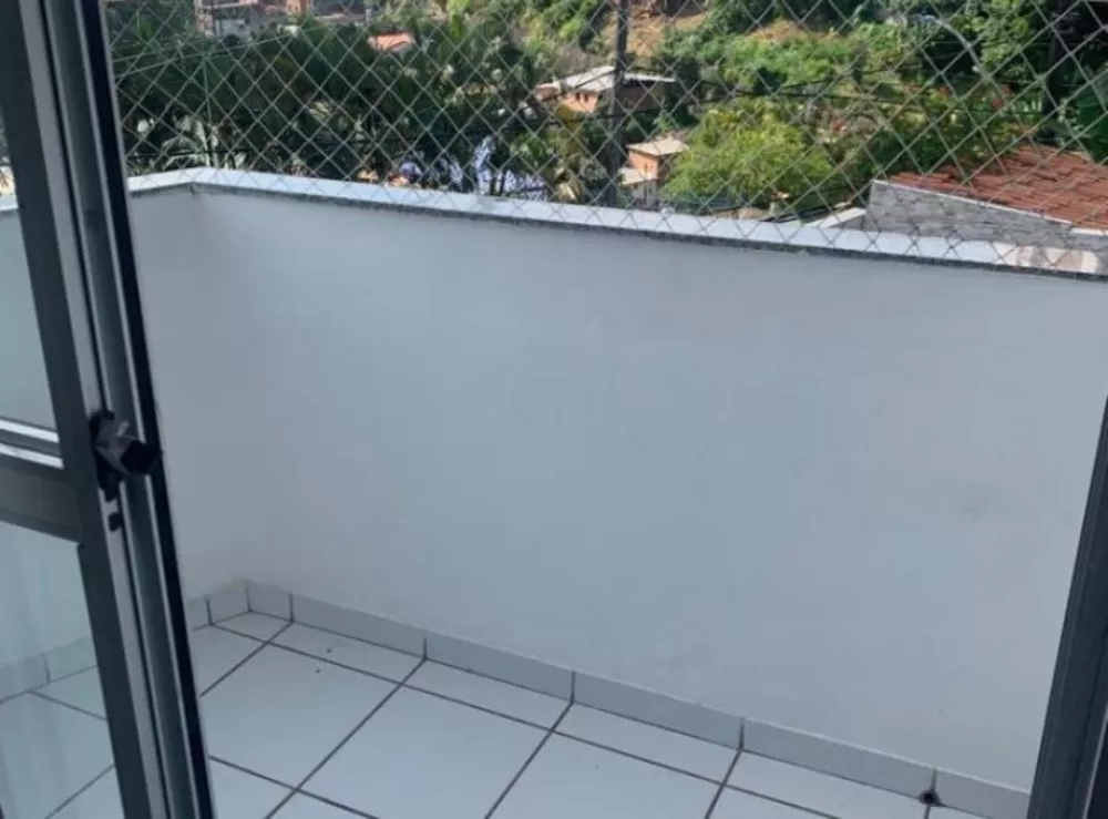 Apartamento à venda com 2 quartos, 80m² - Foto 3