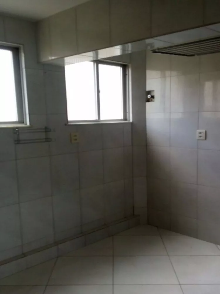 Apartamento à venda com 2 quartos, 57m² - Foto 6