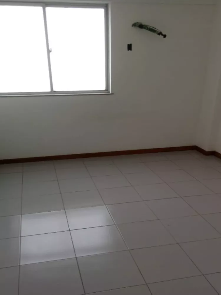 Apartamento à venda com 3 quartos, 65m² - Foto 4