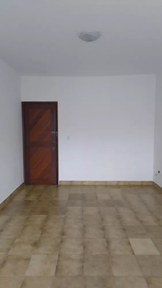 Apartamento à venda com 2 quartos, 80m² - Foto 1