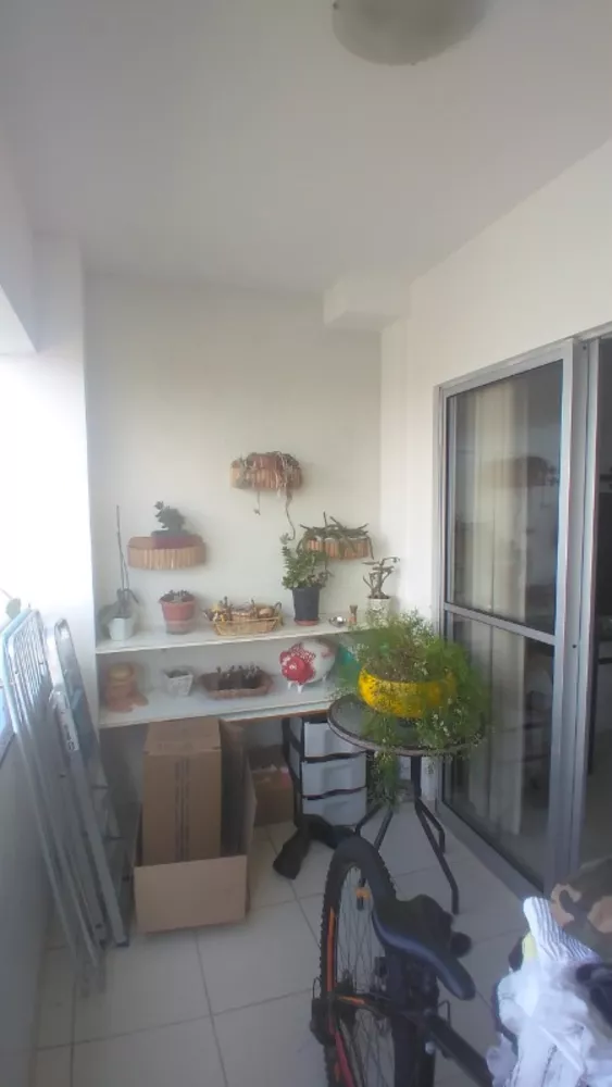 Apartamento à venda com 2 quartos, 57m² - Foto 1