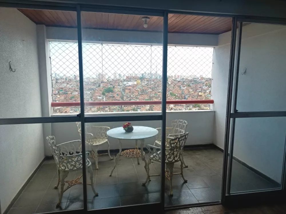 Apartamento à venda com 3 quartos, 100m² - Foto 1